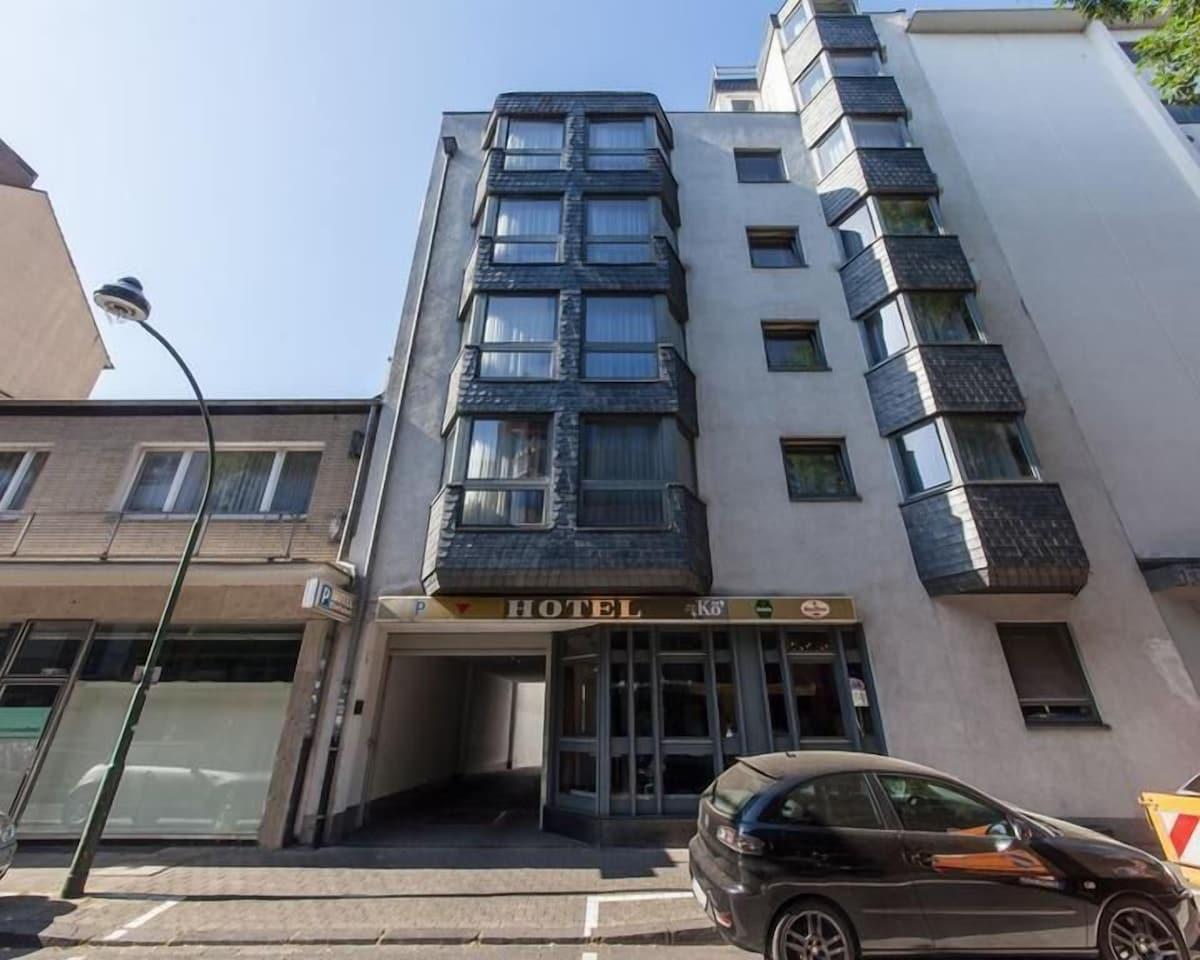 Hotel An Der Ko דיסלדורף מראה חיצוני תמונה
